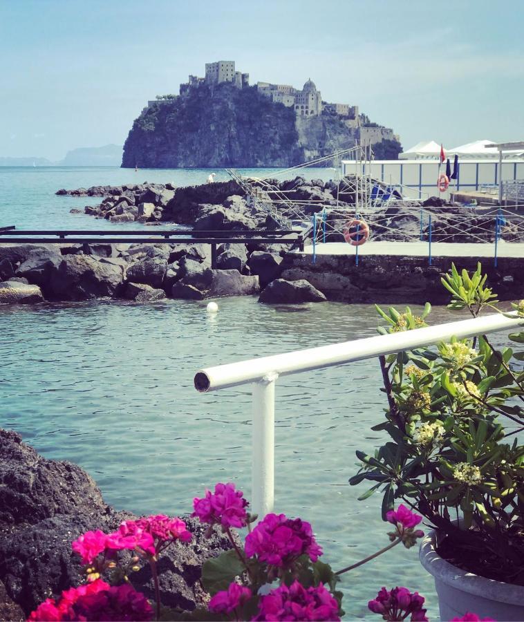 B&B Lodge Dell'Ospite Ischia 카사밋쵸라테르메 외부 사진